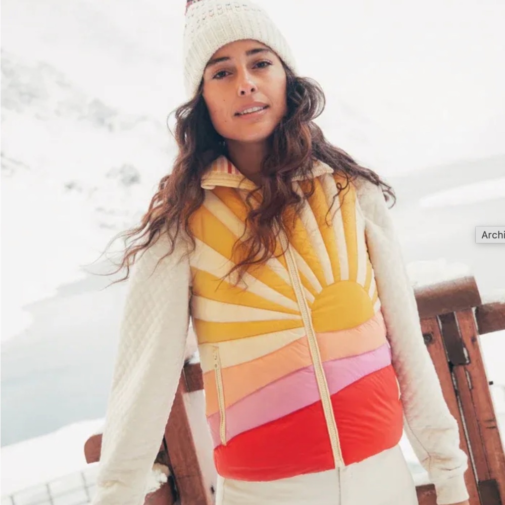 Marine Layer Archive Nevado Puffer Vest Bright Sun NWT